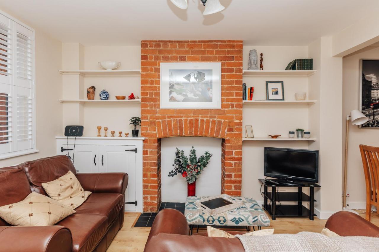 Honeysuckle Terrace Holiday home